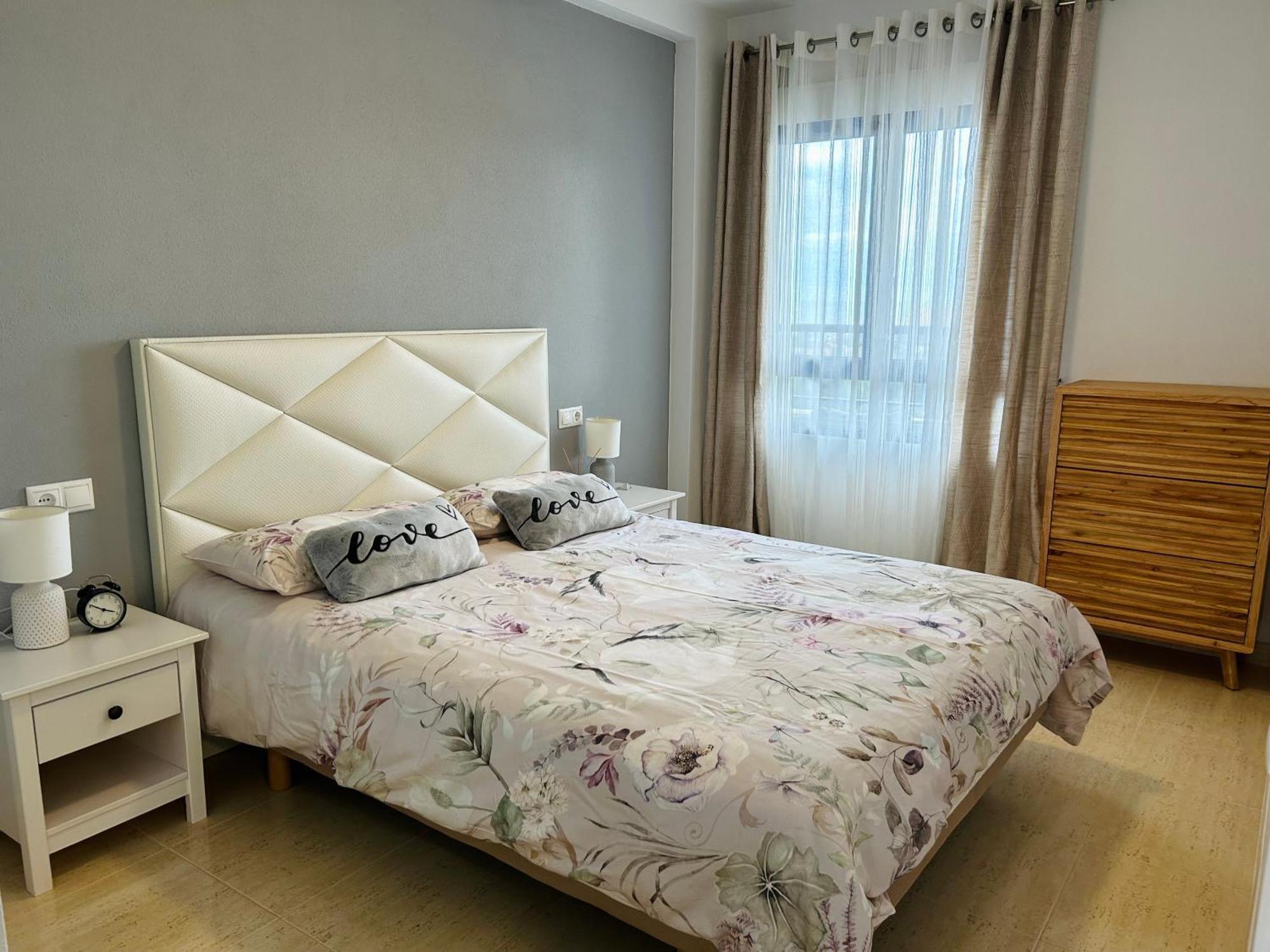 Apartamento Hermosa Glea Кампоамор Екстериор снимка